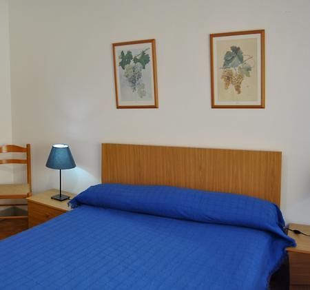 Отель Tagus Host - 40308Al- 44211Al Сантарен Экстерьер фото