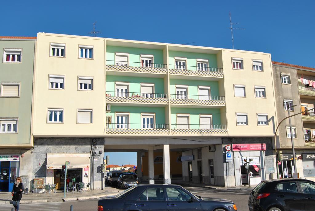 Отель Tagus Host - 40308Al- 44211Al Сантарен Экстерьер фото